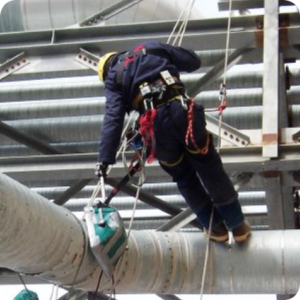Acuren RTR on piping with rope access